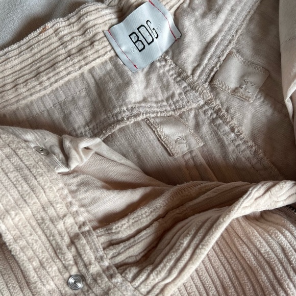 BDG Urban Outfitters UO High Waisted Baggy Beige Corduroy Pant - Picture 9 of 12